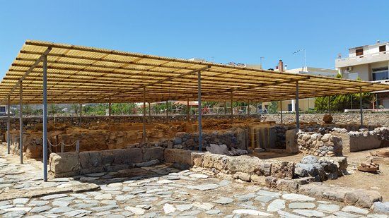 Mionoan Manor Nirou Khani